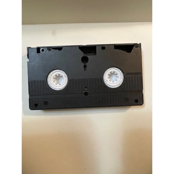 Stuart Little 2 VHS - Picture 10 of 10